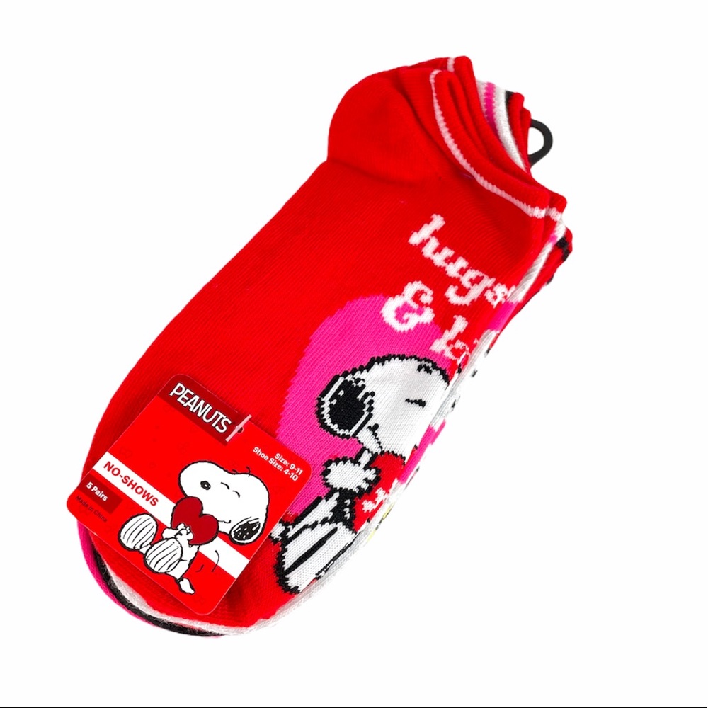 Peanuts Snoopy and Woodstock Valentine’s Socks - Picture 9 of 9